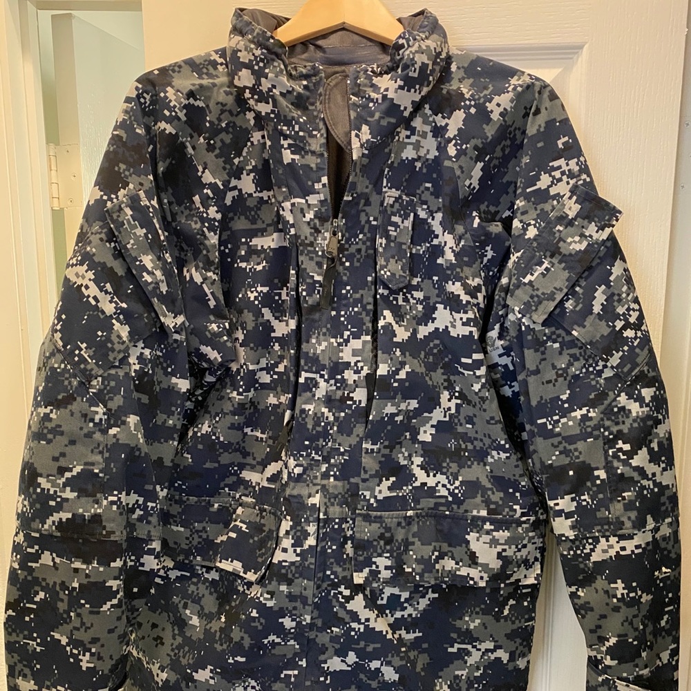 Navy NWU Gore-Tex Parka Shell - Medium/Long